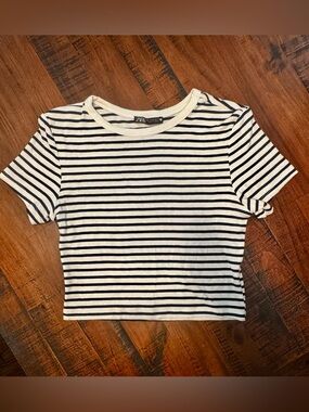 Zara Navy & White Striped Crop Tee